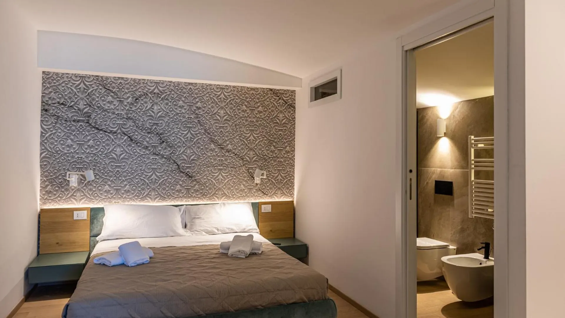 Villa Luxury Terrazza Bari 0*,  Italien