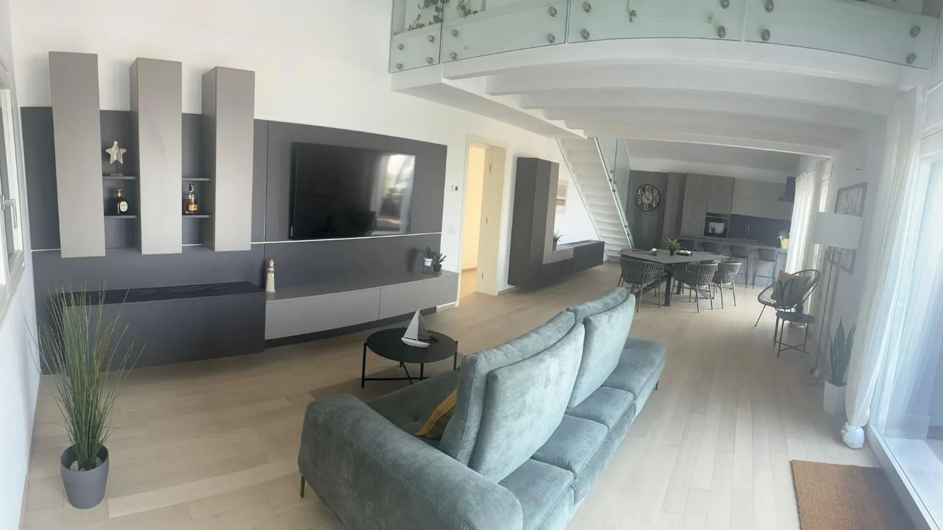 Ferienhaus Villa Luxury Terrazza Bari Italien